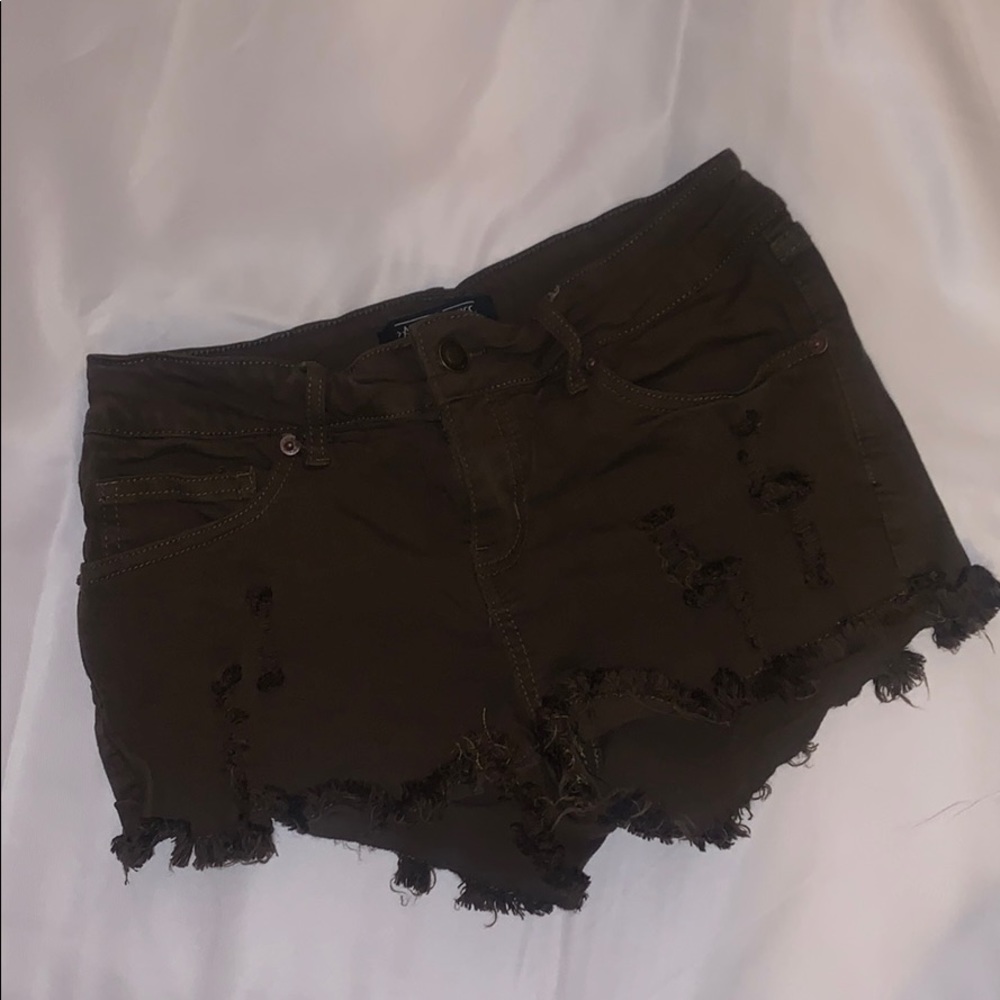 Angel Kiss Khaki Green Distressed Shorts - Medium